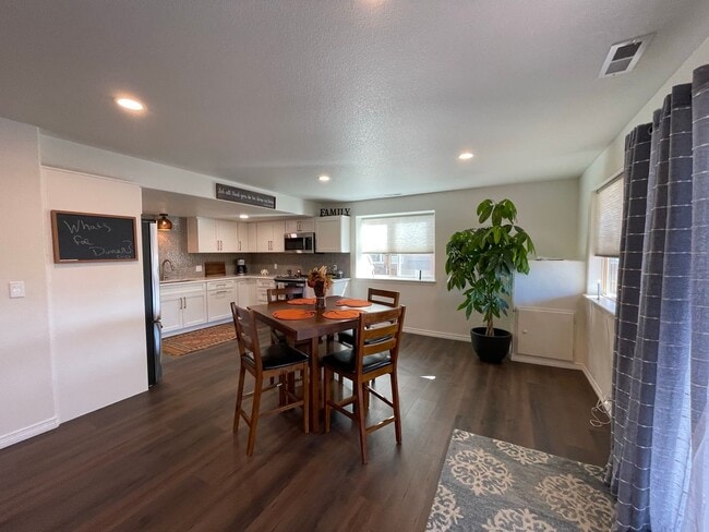 Building Photo - Basement Apartment in Monument