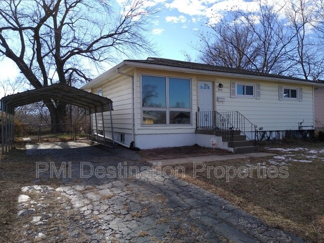 Building Photo - 7509 E 49th Terrace