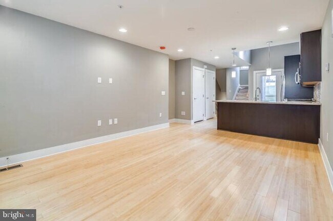 Foto del edificio - Fishtown Townhome