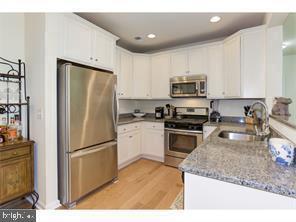 Foto del edificio - 4531 Champions Run