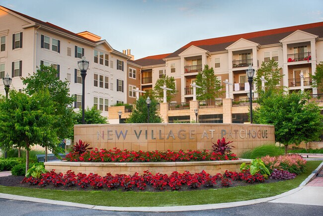 Apartamentos New Village at Patchogue — foto de la comunidad - New Village at Patchogue