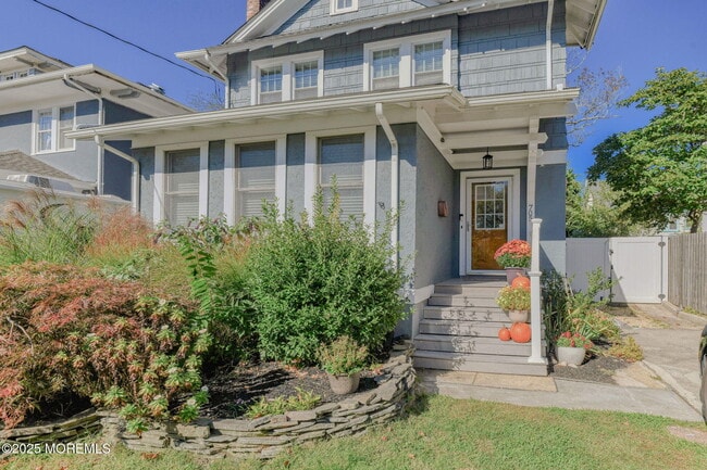 Foto del edificio - 705 7th Ave