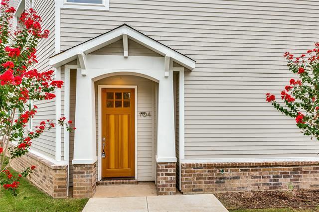 Foto del edificio - 649 N Tyler St