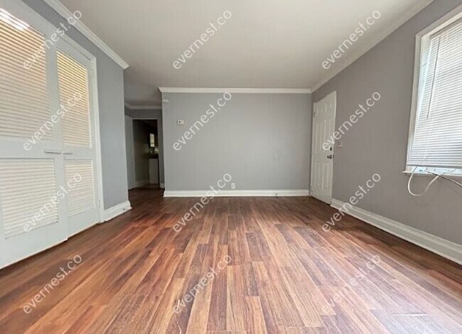 Building Photo - 2416 Vineville Ave
