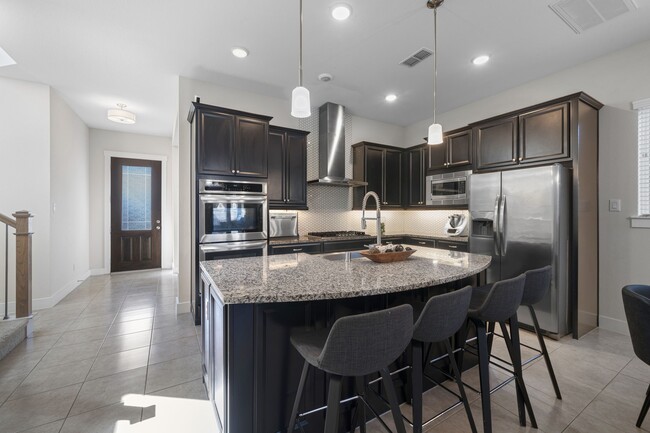 Foto del edificio - 28750 Shoalhaven Ct