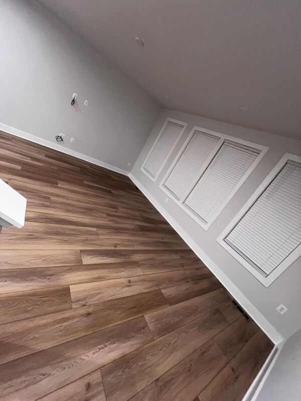 Building Photo - 9486 Pinkman Rd