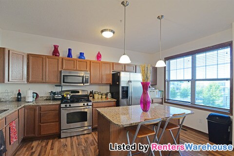 Building Photo - 17127 72nd Ave N