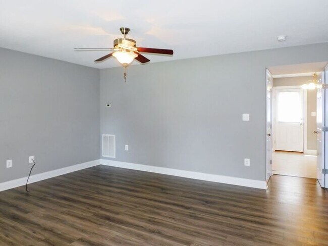 Building Photo - Pet Friendly 2 Story Duplex with Private Deck