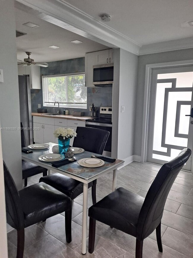 Building Photo - 2242 Polk St