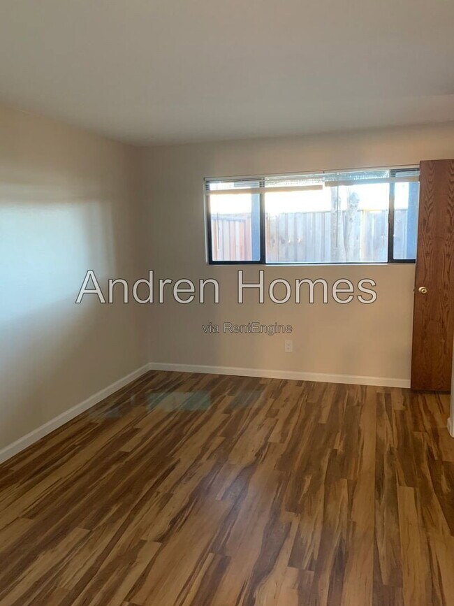 Foto del edificio - 150 Sea Ridge Ct