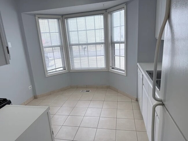 Building Photo - 1429 Oxford St