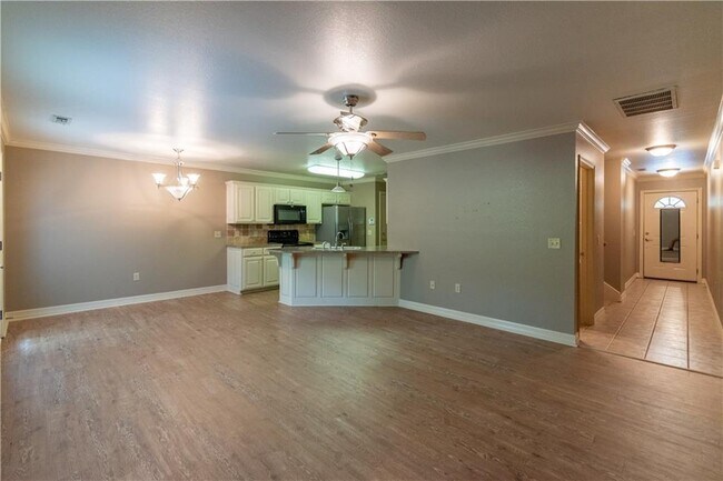 Foto del edificio - 2110 E Cinnamon Way