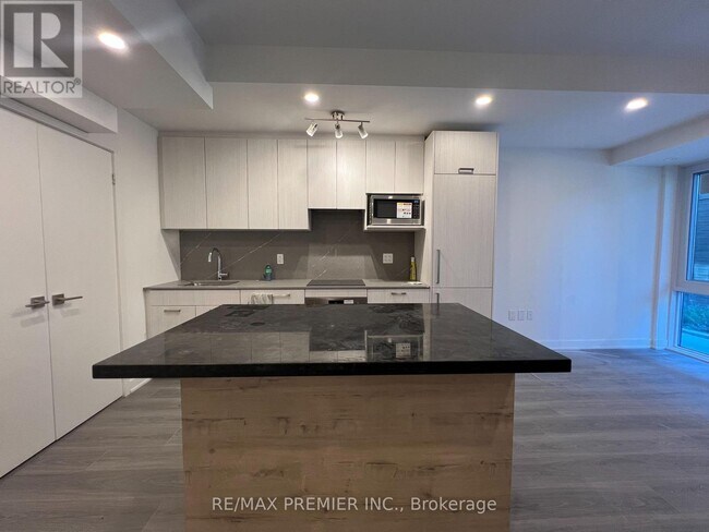 Building Photo - 67 Curlew Dr