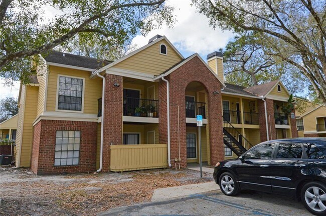 Building Photo - 8643 Mallard Reserve Dr