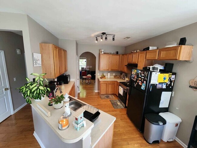 Foto del edificio - 4131 Library Ln NW