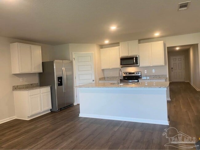 Building Photo - 5155 Gaineswood Dr