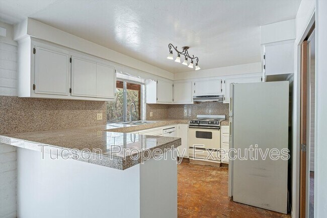Foto del edificio - 3534 N Palmer Dr