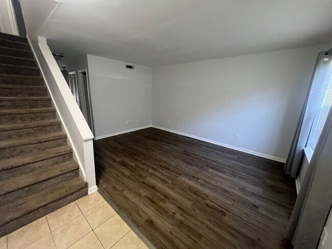 Foto del edificio - 111 Timber Ln