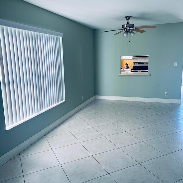 Foto del edificio - 1900 S Kanner Hwy