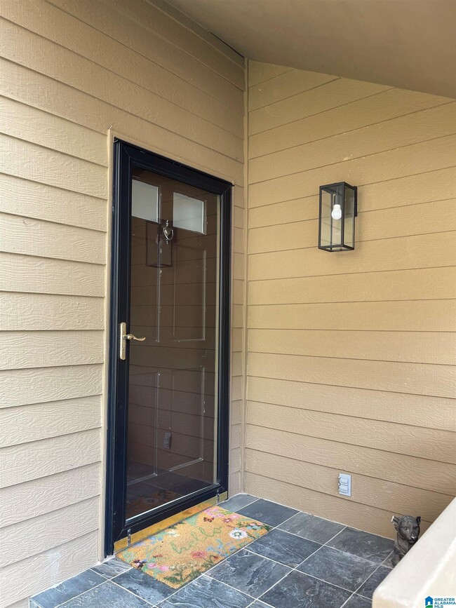Building Photo - 3034 Cahaba Cliffs Dr