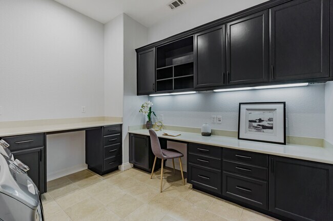 Foto del edificio - 1631 Chianti Ln