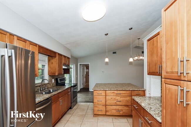 Foto del edificio - 551 Firestone St NE