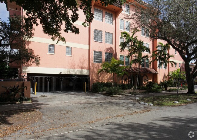 Foto del edificio - Anastasia Royal Condominiums
