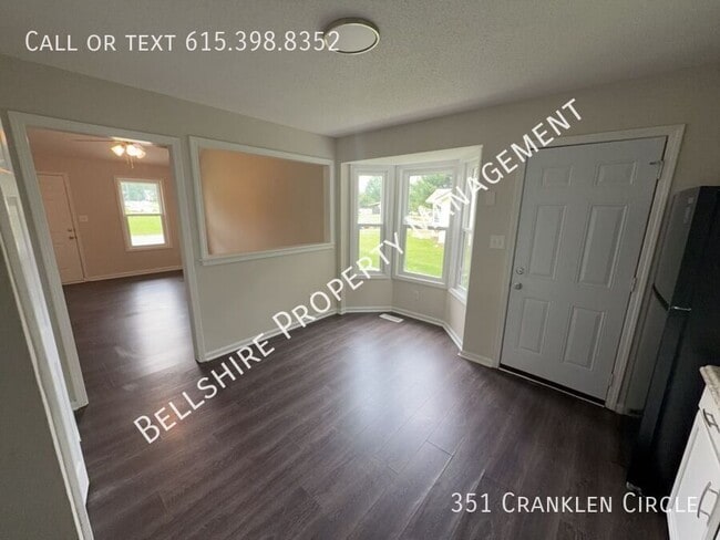 Foto del edificio - 351 Cranklen Cir