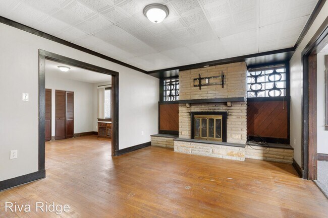 Foto del edificio - 3 br, 1 bath House - 1945 W Beckert Avenue