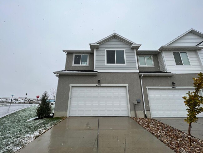 Building Photo - 4467 W Monument Peak Dr