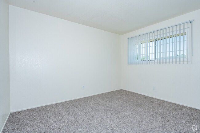 2BR, 1BA - 850SF - Primary Bedroom - Dover Park Apartments