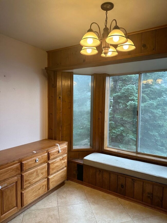 Building Photo - Rental Twin Peaks