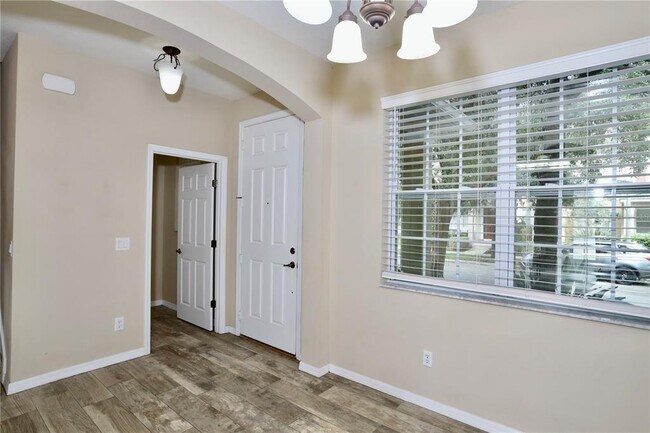 Foto del edificio - 7912 Northlake Pkwy
