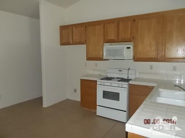 Building Photo - 13905 Hermano Way