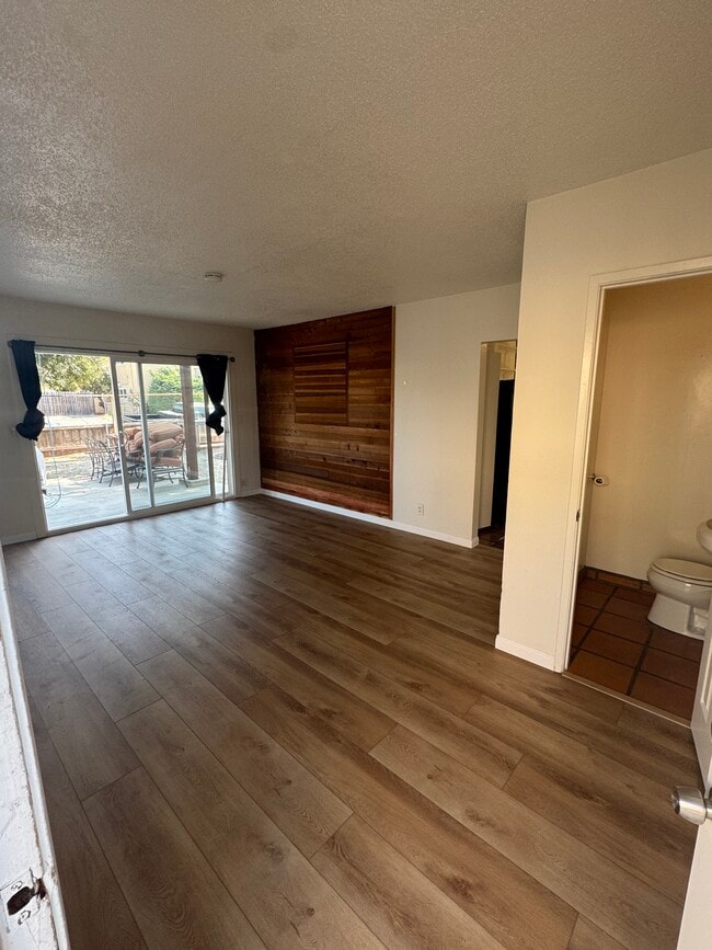 Building Photo - 6705 Trigo Rd