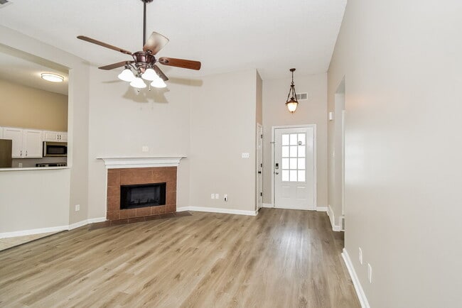 Foto del edificio - 160 Greer Ln