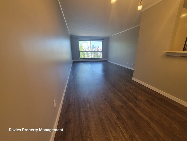 Building Photo - 10545 Saskatchewan Dr NW