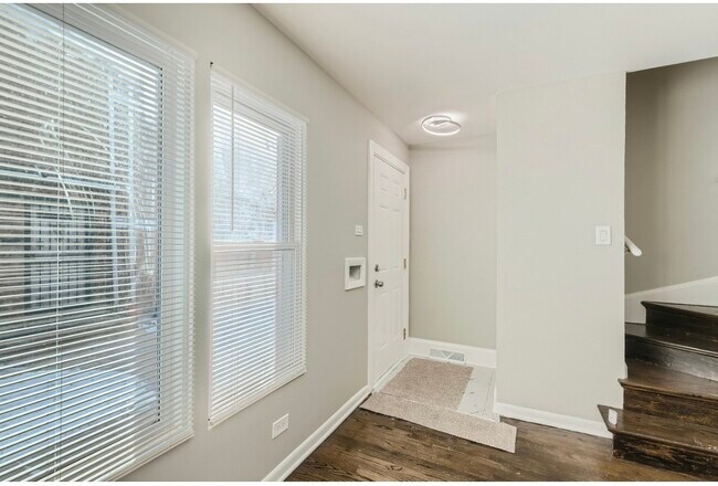 Foto del edificio - 7246 S Coles Ave