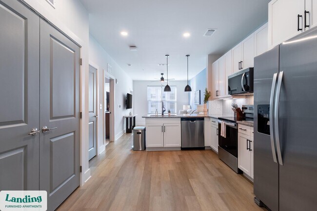 Building Photo - 435 Encore Way