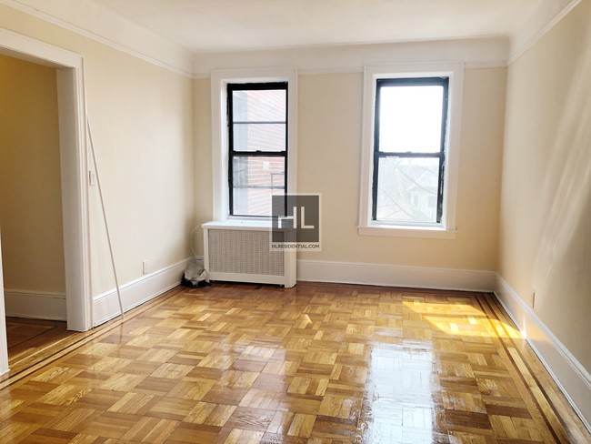 Foto del edificio - STUDIO APARTMENT FOR RENT IN QUEENS VILLAGE