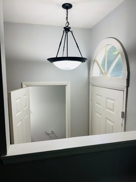 Building Photo - 5 Cherry Manor Ct
