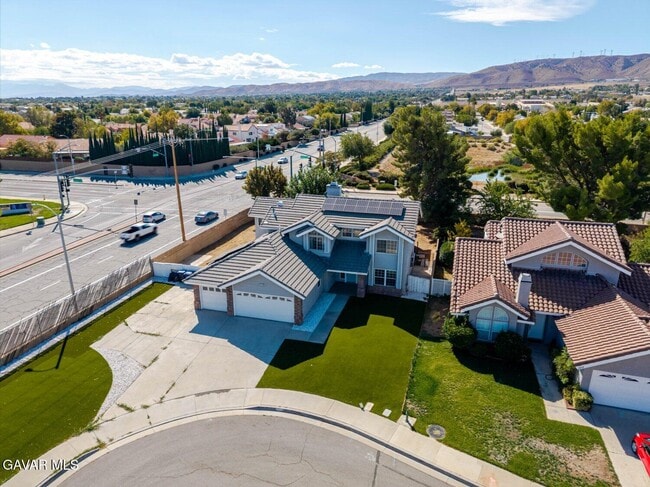 Building Photo - 6002 Caleche Rd