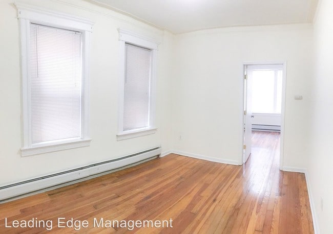 Building Photo - 350 Princeton Ave