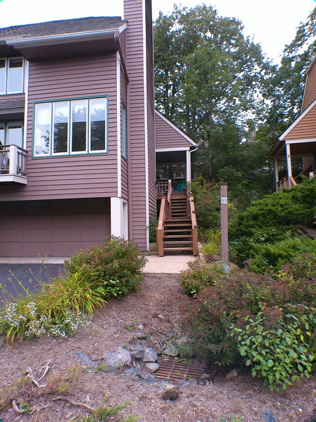 Foto del edificio - 13 Ivy Glen Ln