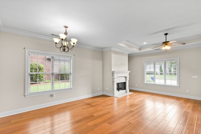 Foto del edificio - 948 Starr Ct