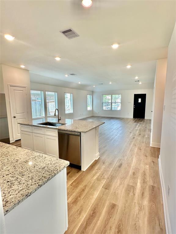 Building Photo - 8622 Flamingo Bay Ln