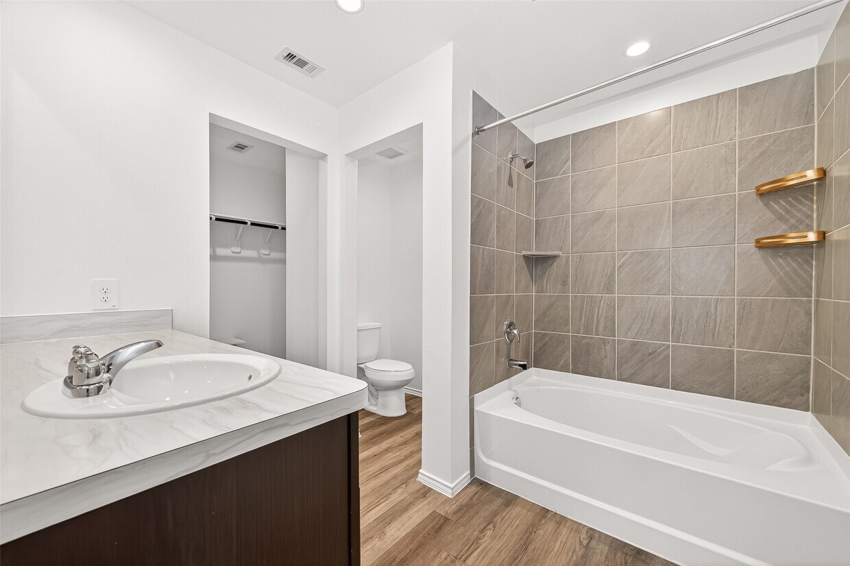 Foto del edificio - 1710 Legacy Hills Dr
