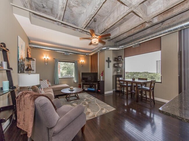 Foto del edificio - 2940 Baltimore Ave