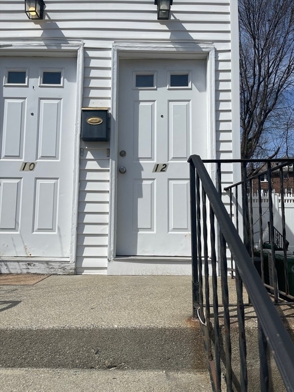 Building Photo - 12 Amherst Rd