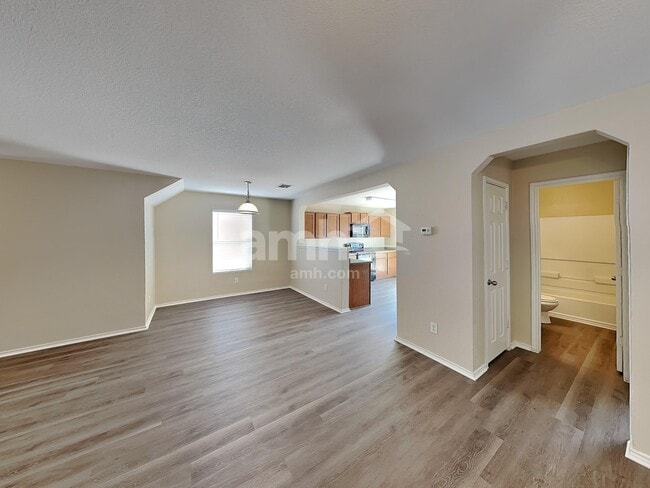 Building Photo - 12322 Mountain Pne